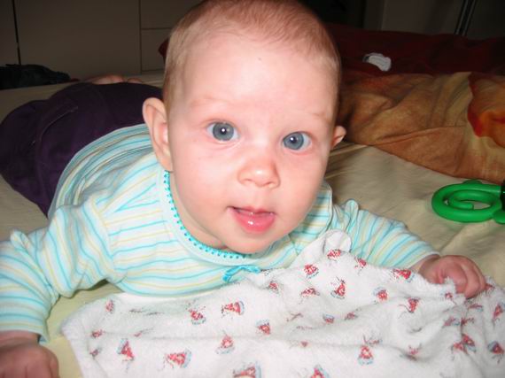 Niet van zo dichtbij mama!!!