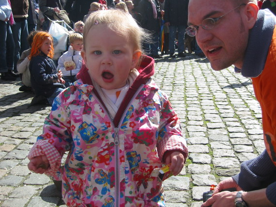 Meezingen met Zooitje Ongerepeteerd op koninginnedag
