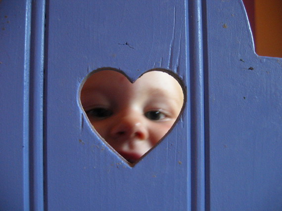 Kiekeboe door het hartje in je stoel!