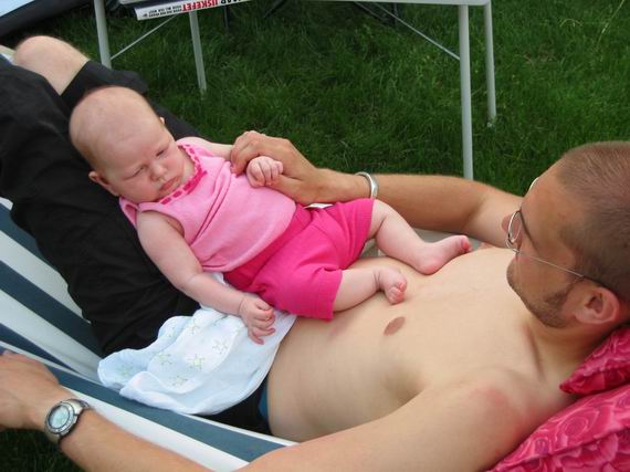 Met papa in de hangmat schommelen